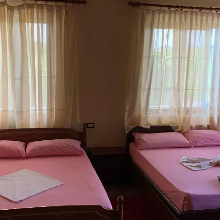 Hotel Aragosta Shengjin Sakes