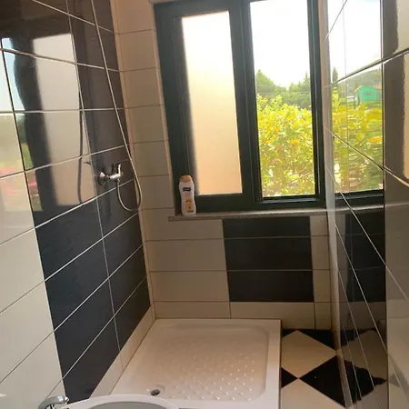 Aragosta Shengjin 3* Sakës