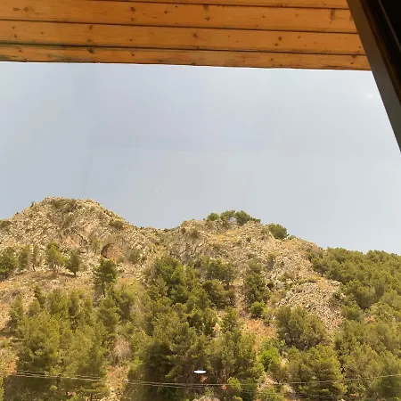 Aragosta Shengjin 3*